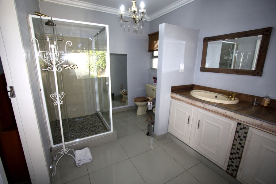7 Bedroom Property for Sale in Jim Fouchepark Free State